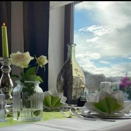 Hotel-Restaurant Und Gaestehaus Loewen Süßen エクステリア 写真