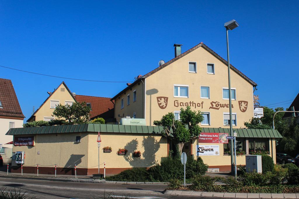 Hotel-Restaurant Und Gaestehaus Loewen Süßen エクステリア 写真