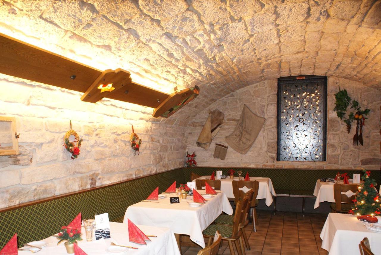 Hotel-Restaurant Und Gaestehaus Loewen Süßen エクステリア 写真