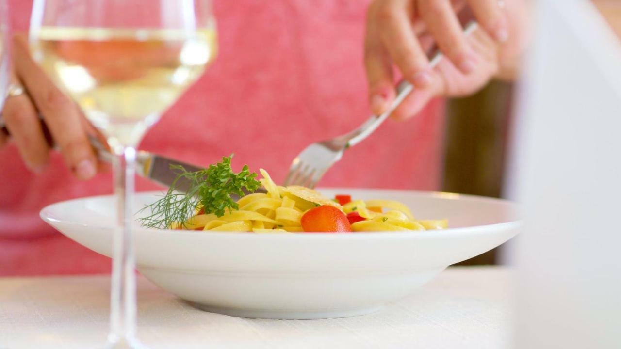 Hotel-Restaurant Und Gaestehaus Loewen Süßen エクステリア 写真